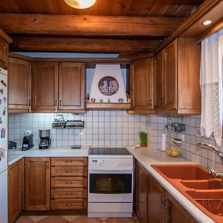 Stone Edge Homestead Apartment Agios Leon